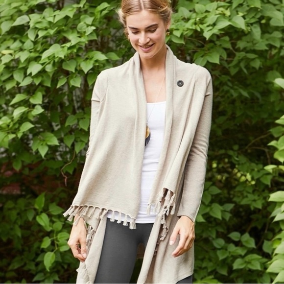 Matilda Jane Women's Come On Over Wrap Cardigan Fringe Accents - Picture 2 of 14